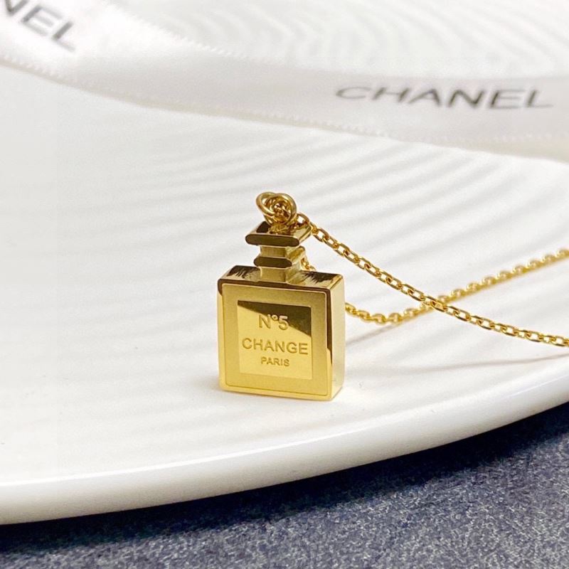 Ch**el necklaces